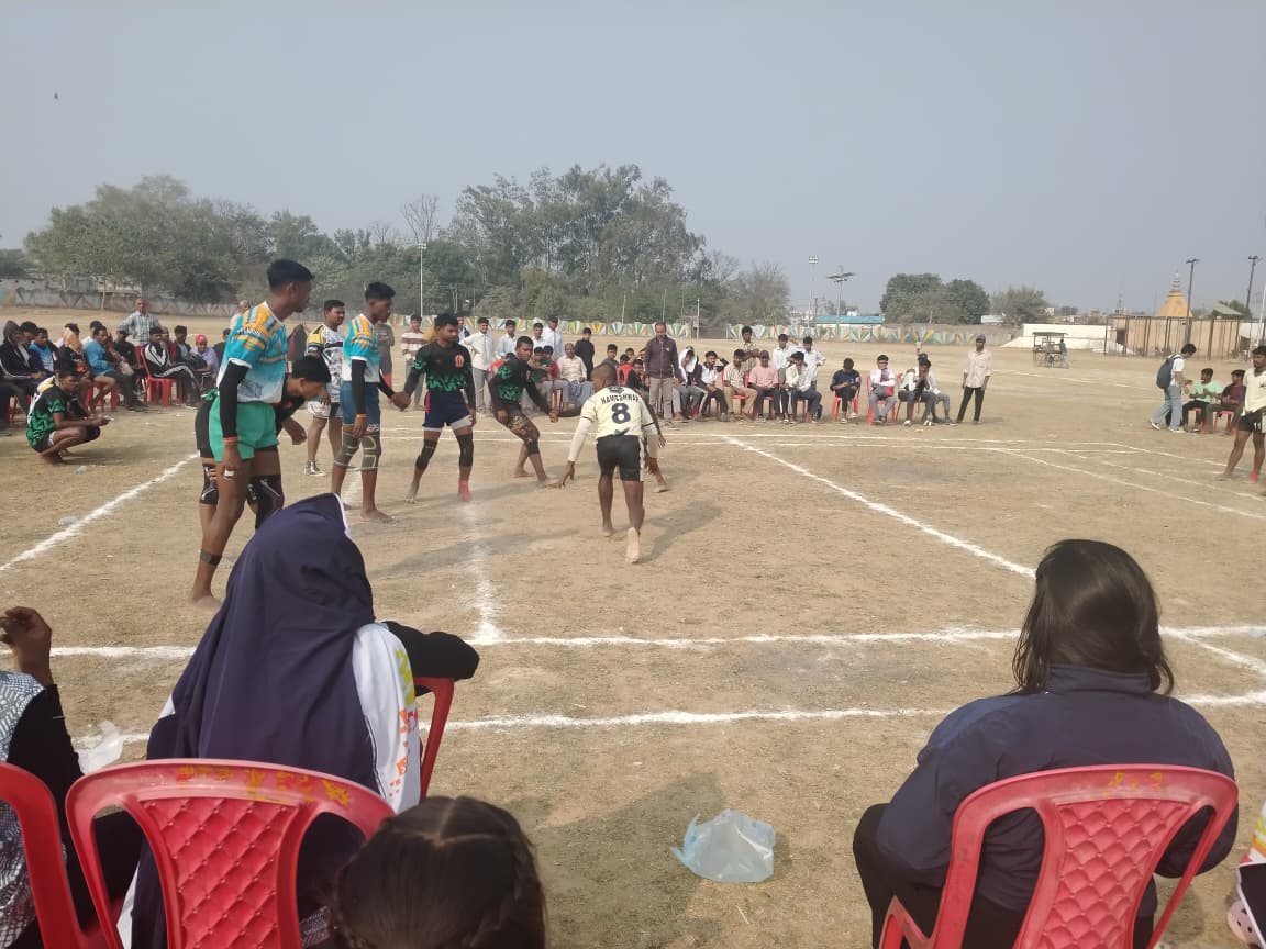 स्टेडियम ग्राउंड सूरजपुर में विकासखण्ड स्तरीय सरगुजा ओलंपिक खेल प्रतियोगिता संपन्नजूनियर व सीनियर वर्ग के खिलाड़ियों ने दिखाया खेल कौशल